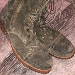Suede olive green Aldo boots